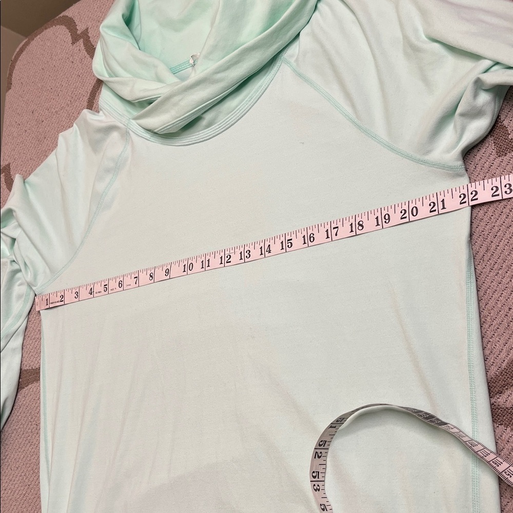 Lululemon Healthy Heart Pullover Fresh Teal, Size 8 - Picture 6 of 10